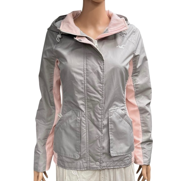 Hollister | All Weather Lightweight Waterproof Hooded Jacket - Picture 1 of 7